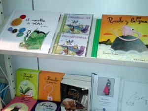 Llibreria Paideia prestatgeria